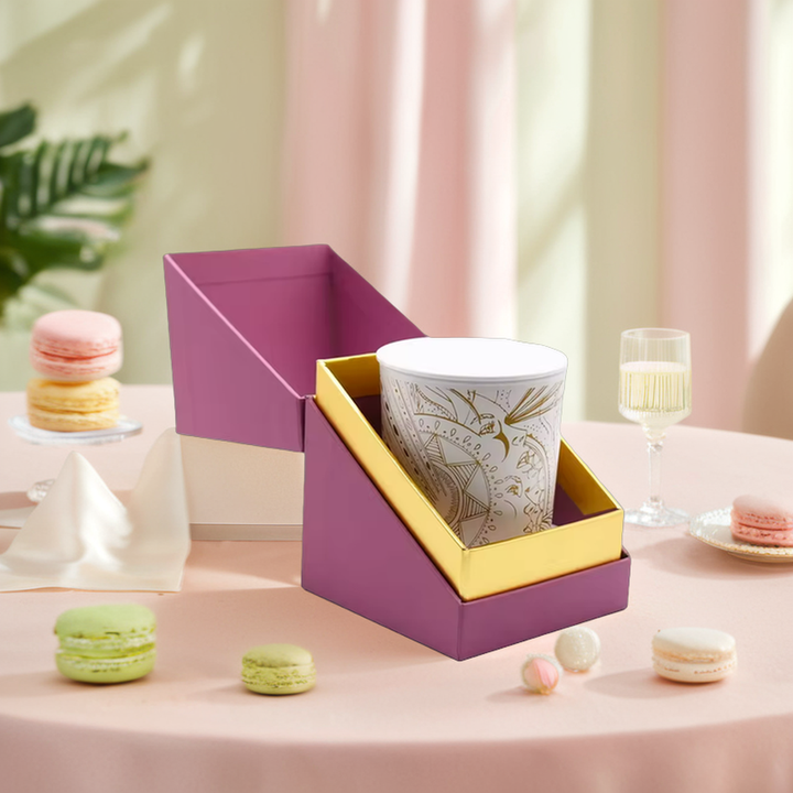 Роскошная маленькая свадебная подарочная бумажная коробка для конфет, блестящая жесткая коробка с матовой ламинацией из золотой фольги