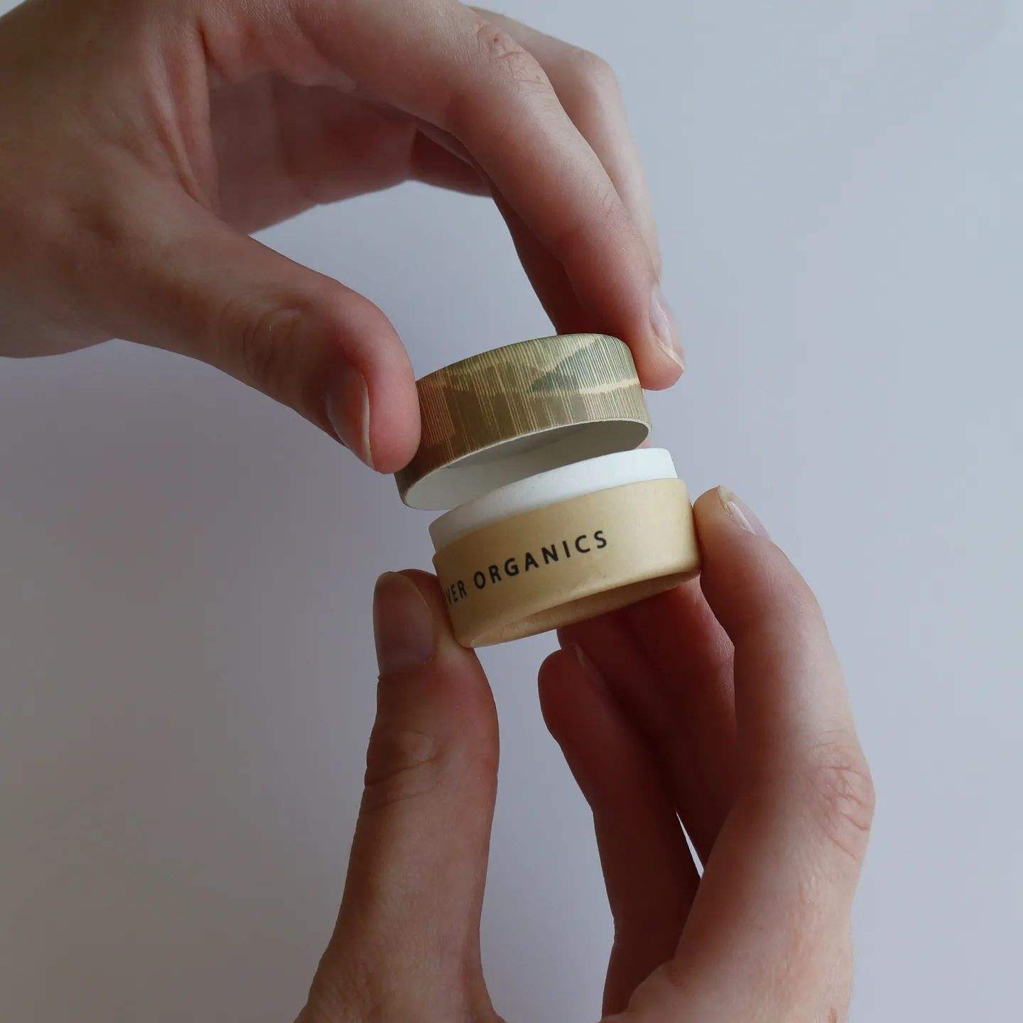 Изготовленная на заказ туба из крафт-бумаги, косметическая банка для крема для лица с биоразлагаемыми свойствами, экологически чистый вариант для коробки для хранения банок