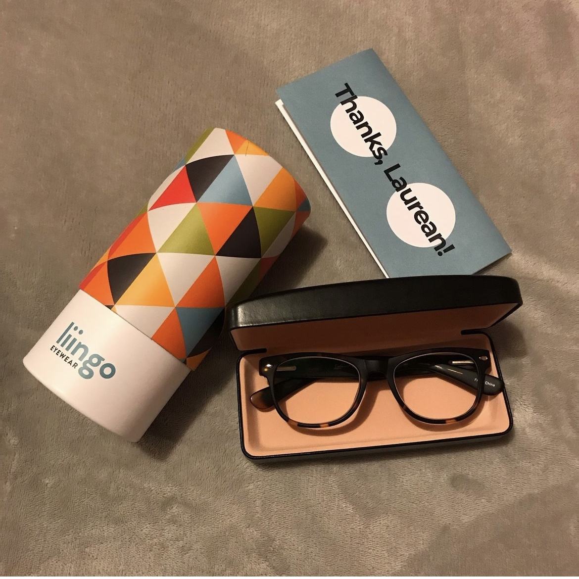 Роскошные бумажные очки на заказ, круглая упаковка для хранения, цилиндрическая коробка, упаковочная трубка для солнцезащитных очков из крафт-бумаги для очков