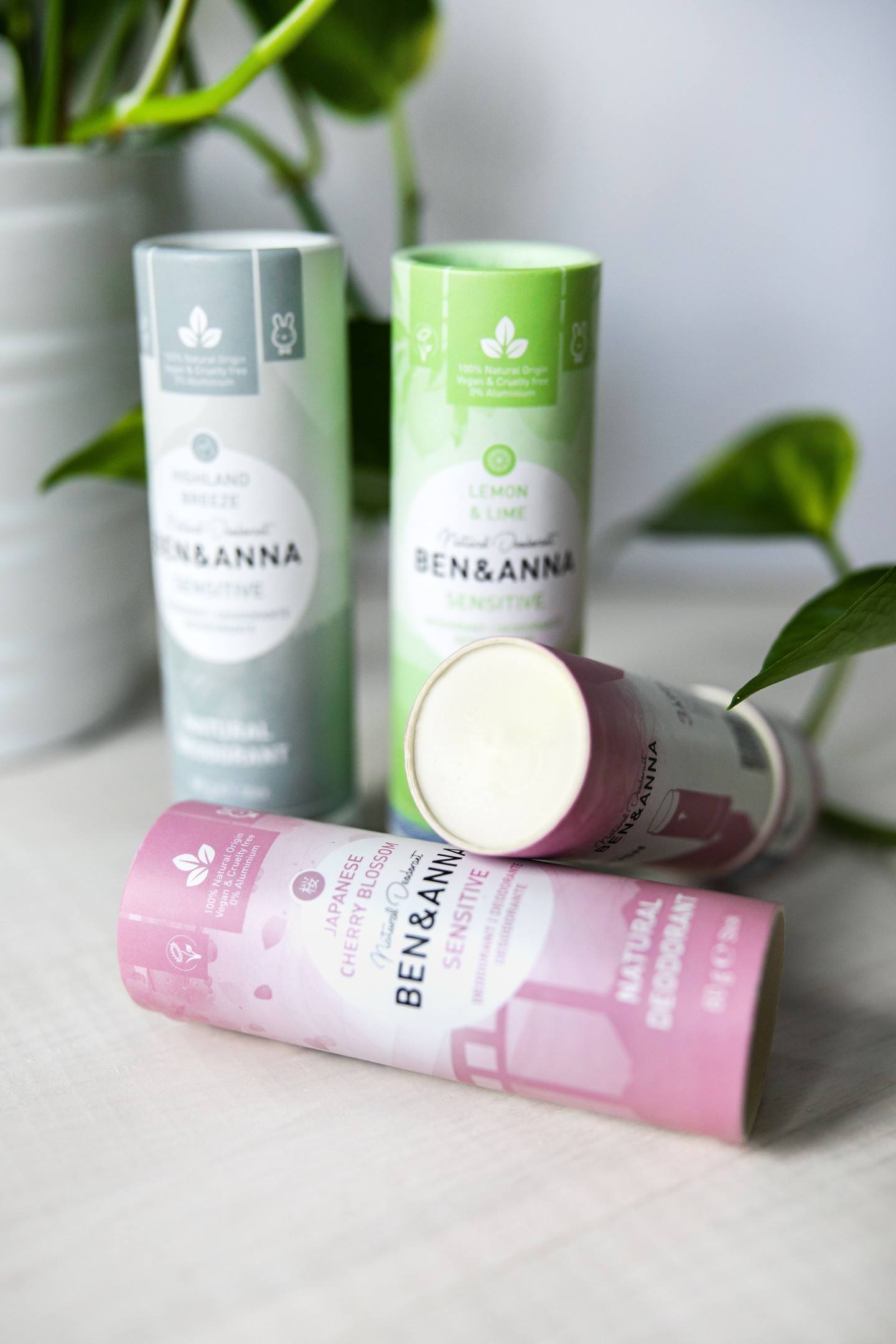 Упаковочная трубка круглого цилиндра из вторичного сырья для дезодоранта губной помады, сделанная из бумаги