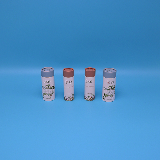 Экологически чистая изготовленная на заказ круглая бумажная трубка для упаковки восковой свечи в цилиндре из крафт-бумаги