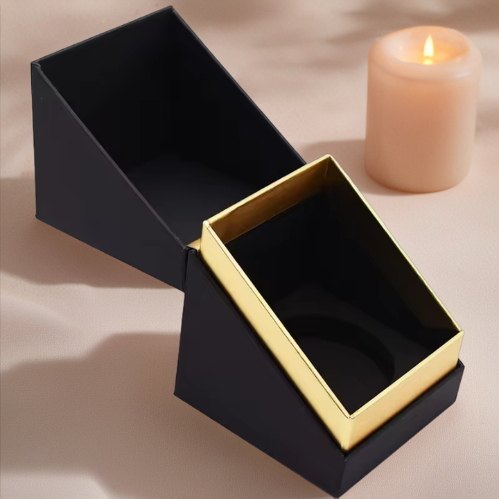 Роскошная маленькая свадебная подарочная бумажная коробка для конфет, блестящая жесткая коробка с матовой ламинацией из золотой фольги