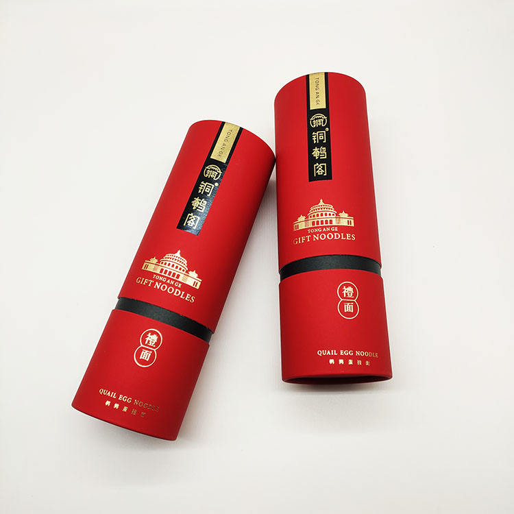 Фабрика поставляет глазурованную керамическую банку для свечей, цилиндр, бумажную трубку, тканевую коробку, упаковку