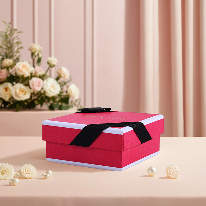 Роскошная маленькая подарочная коробка для свадебных конфет, блестящая жесткая коробка с матовой ламинацией из золотой фольги и исчезающей печатью