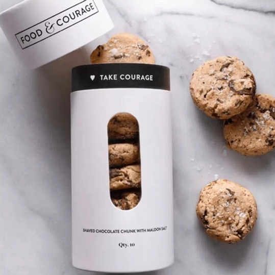 Что такое упаковка из бумажных туб с окном?